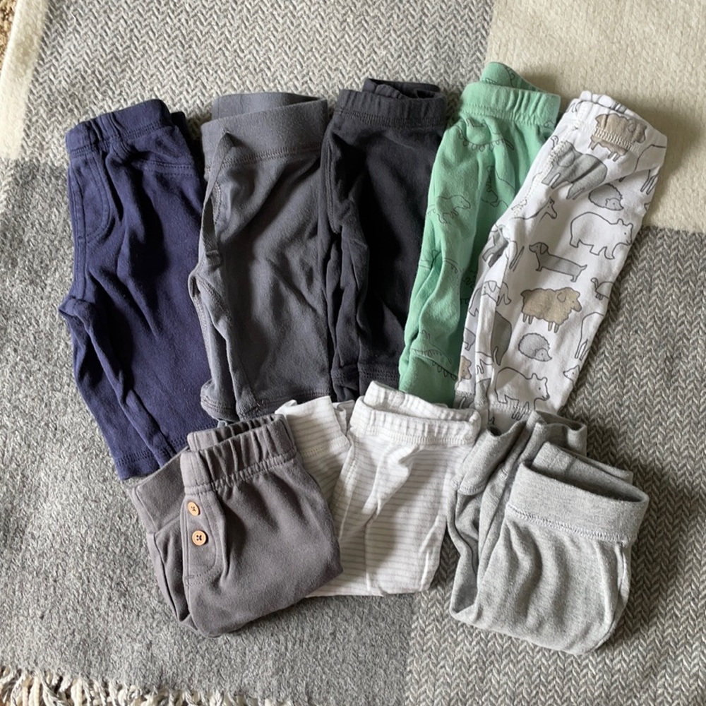 Lot of 0-3M and 3M pants.